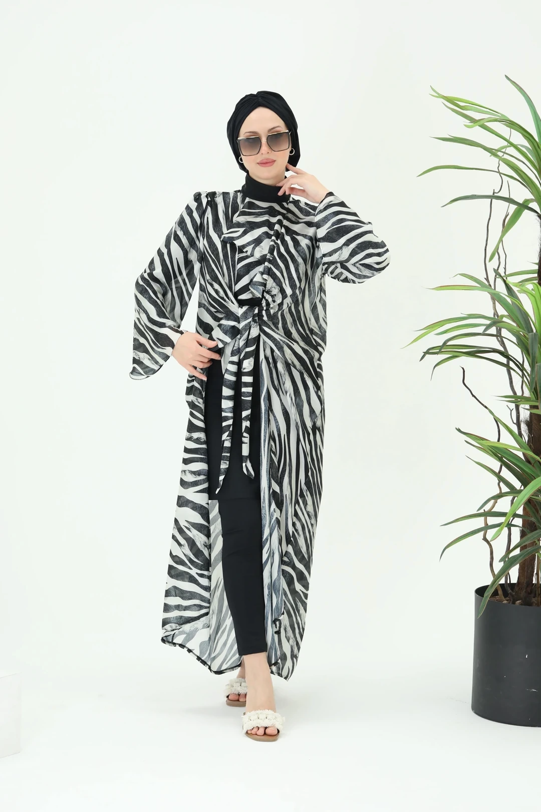 Laura Zebra Desen Pareo