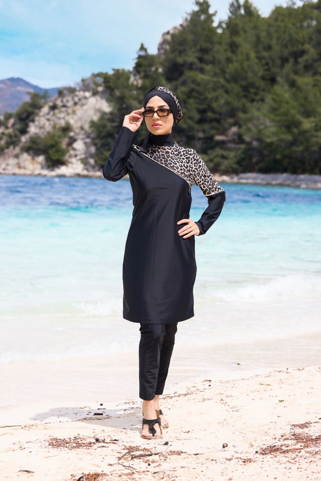 Leopar Detaylı Lycralı Mayo Takım