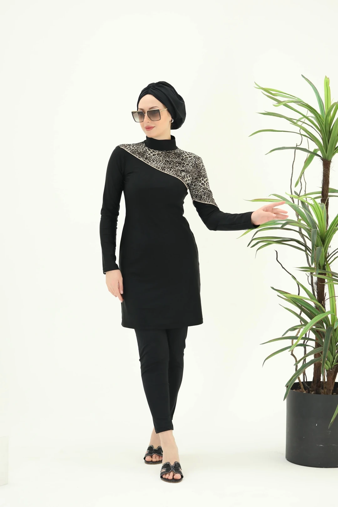 Leopar Detaylı Lycralı Mayo Takım