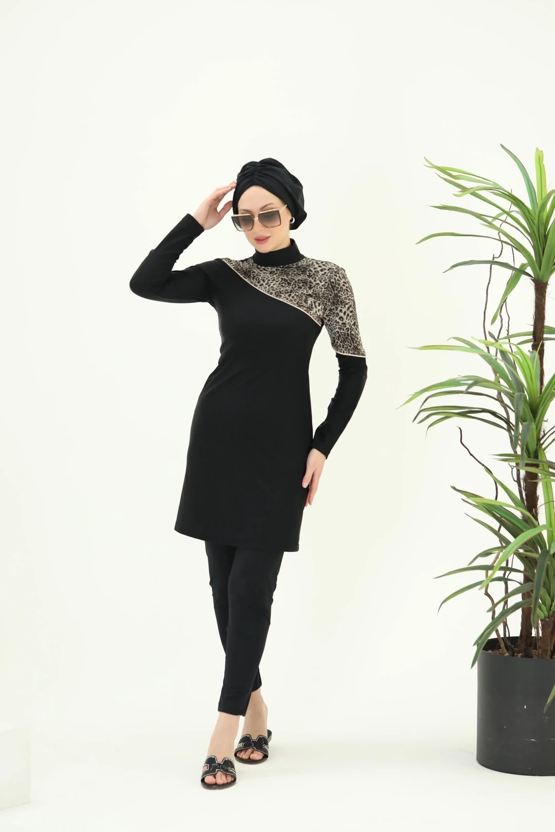 Leopar Detaylı Lycralı Mayo Takım