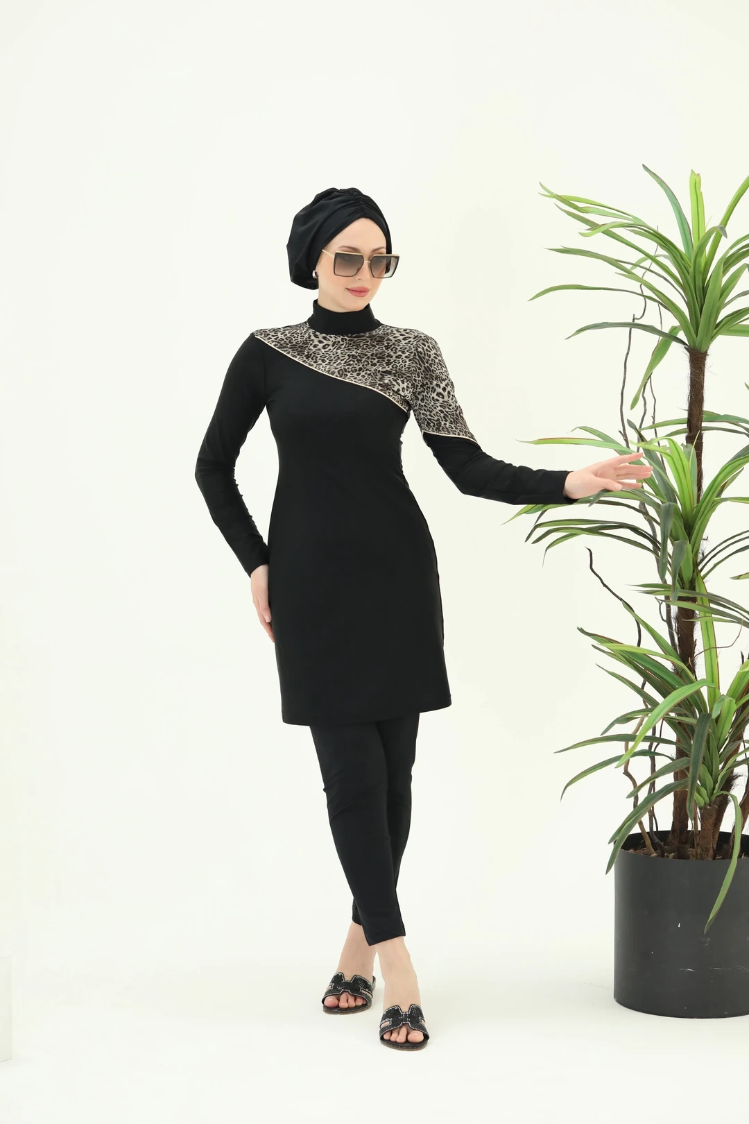 Leopar Detaylı Lycralı Mayo Takım