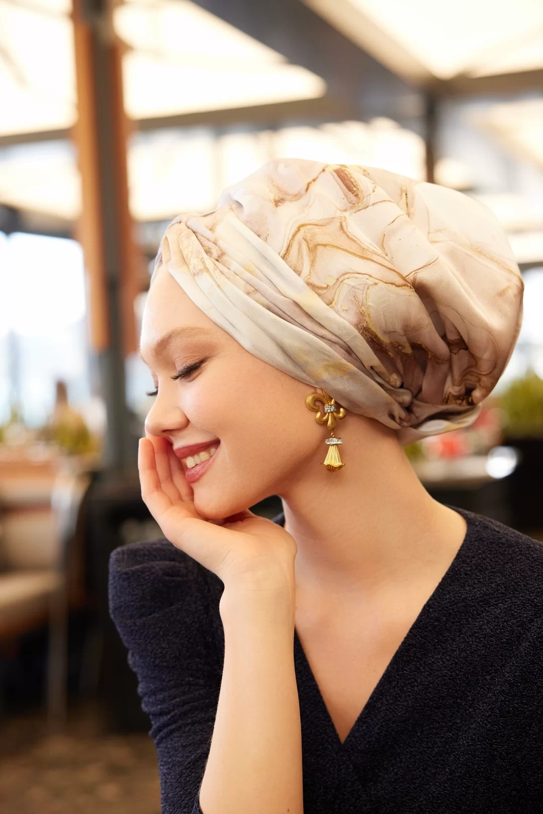 کلاه بافتنی طرح مرمری آلو با روکش ابریشم نرم