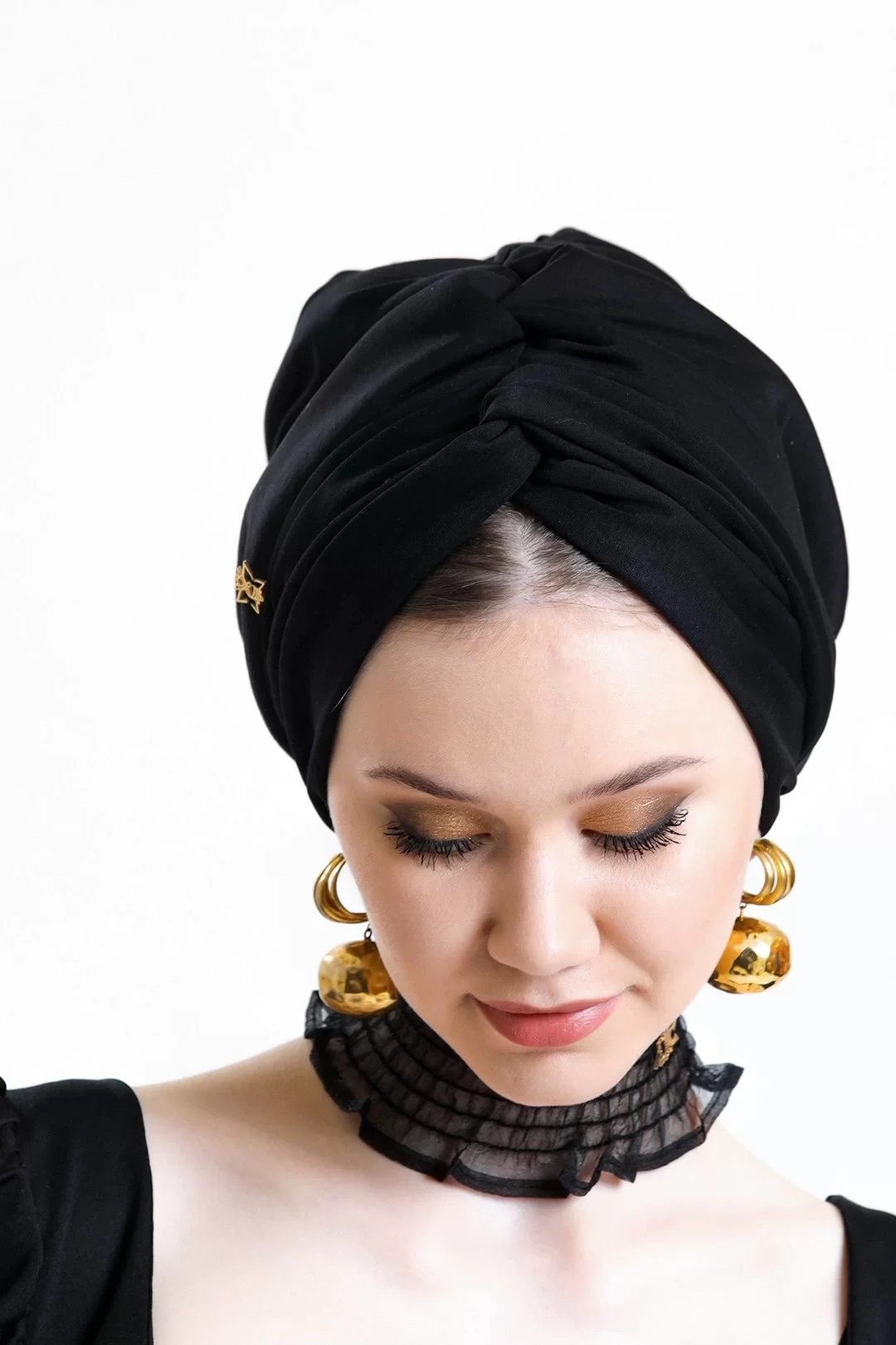 Sisre Burgulu Dolgulu Günlük Bone Siyah
