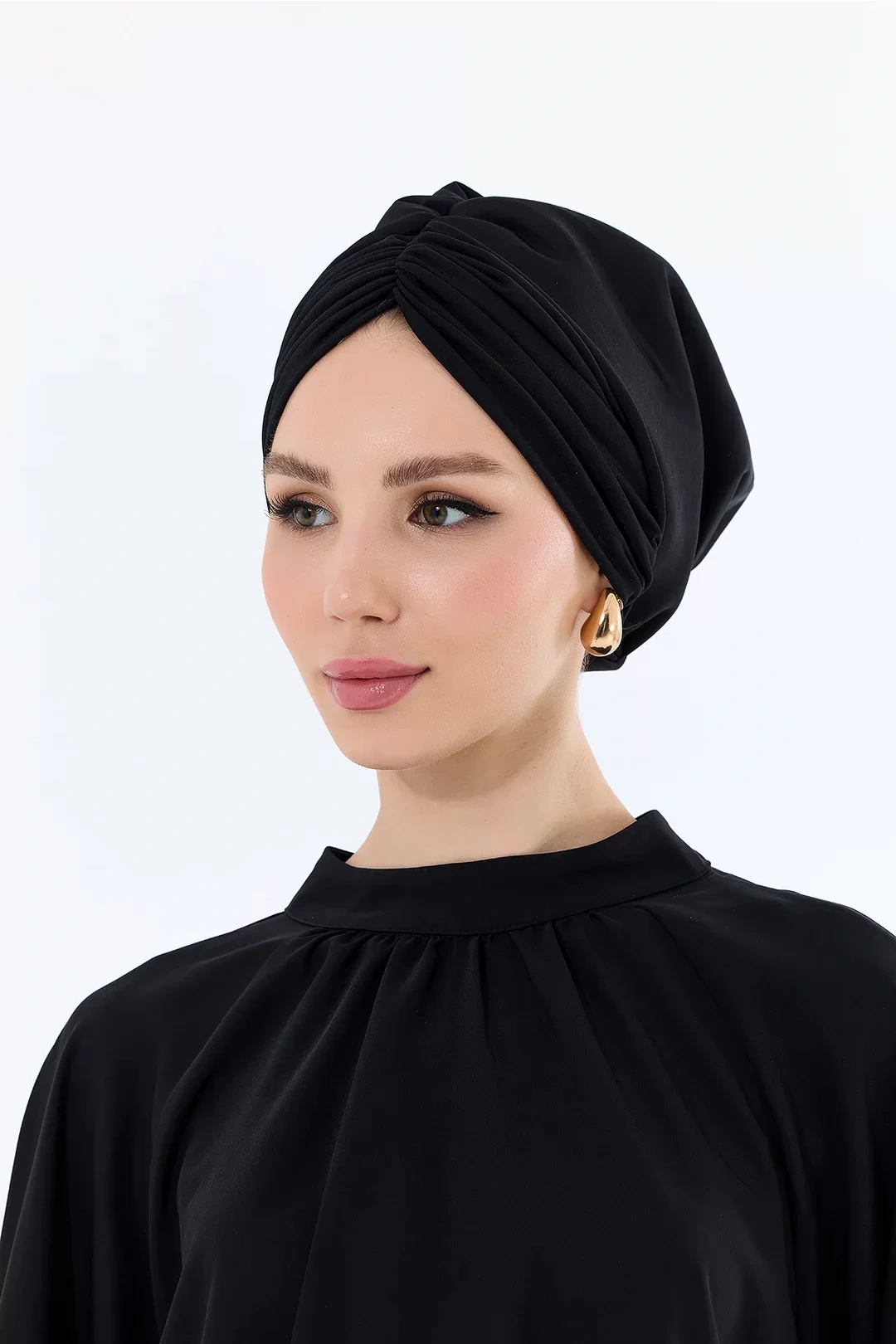 Sisre Draped Filled Daily Bonnet