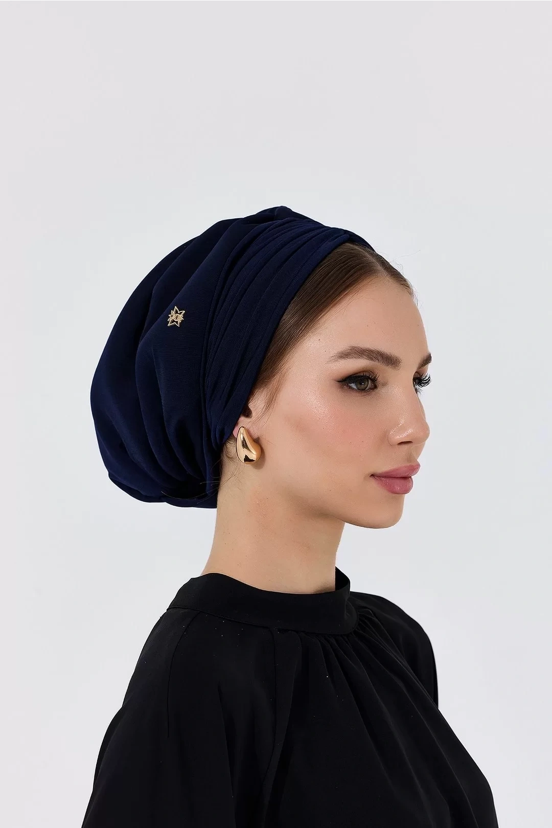 Sisre Draped Padded Daily Bonnet темно-синего цвета