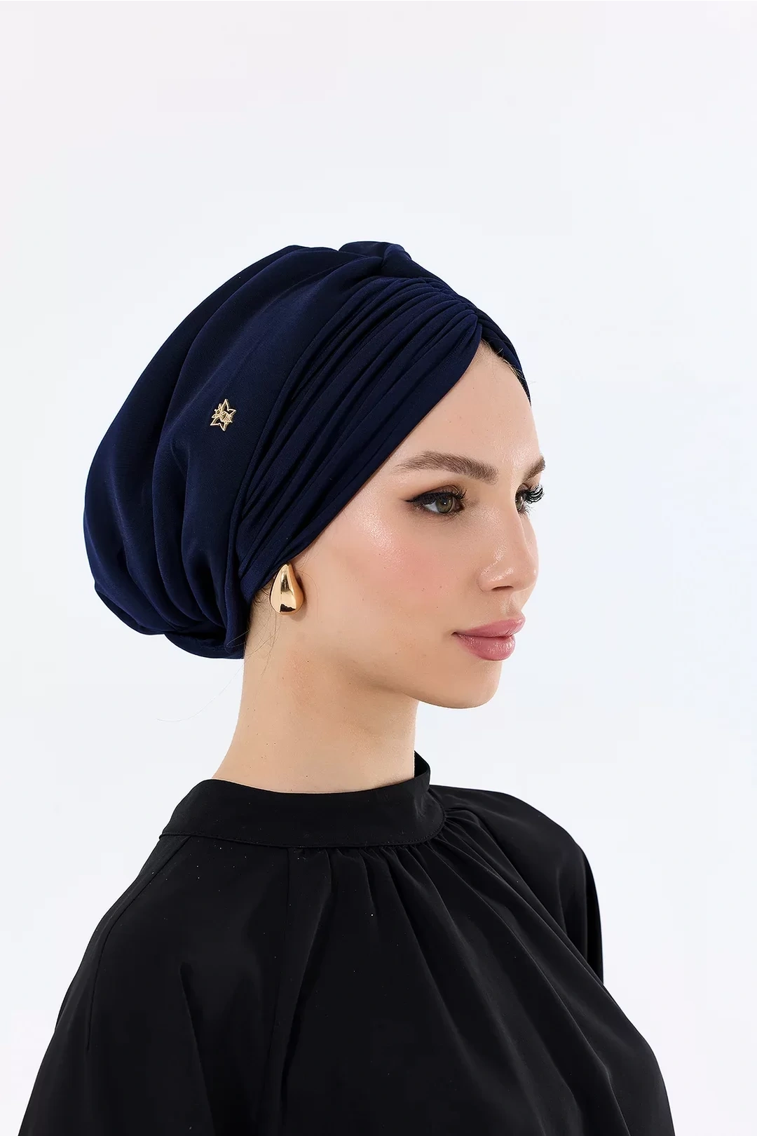Sisre Draped Padded Daily Bonnet темно-синего цвета