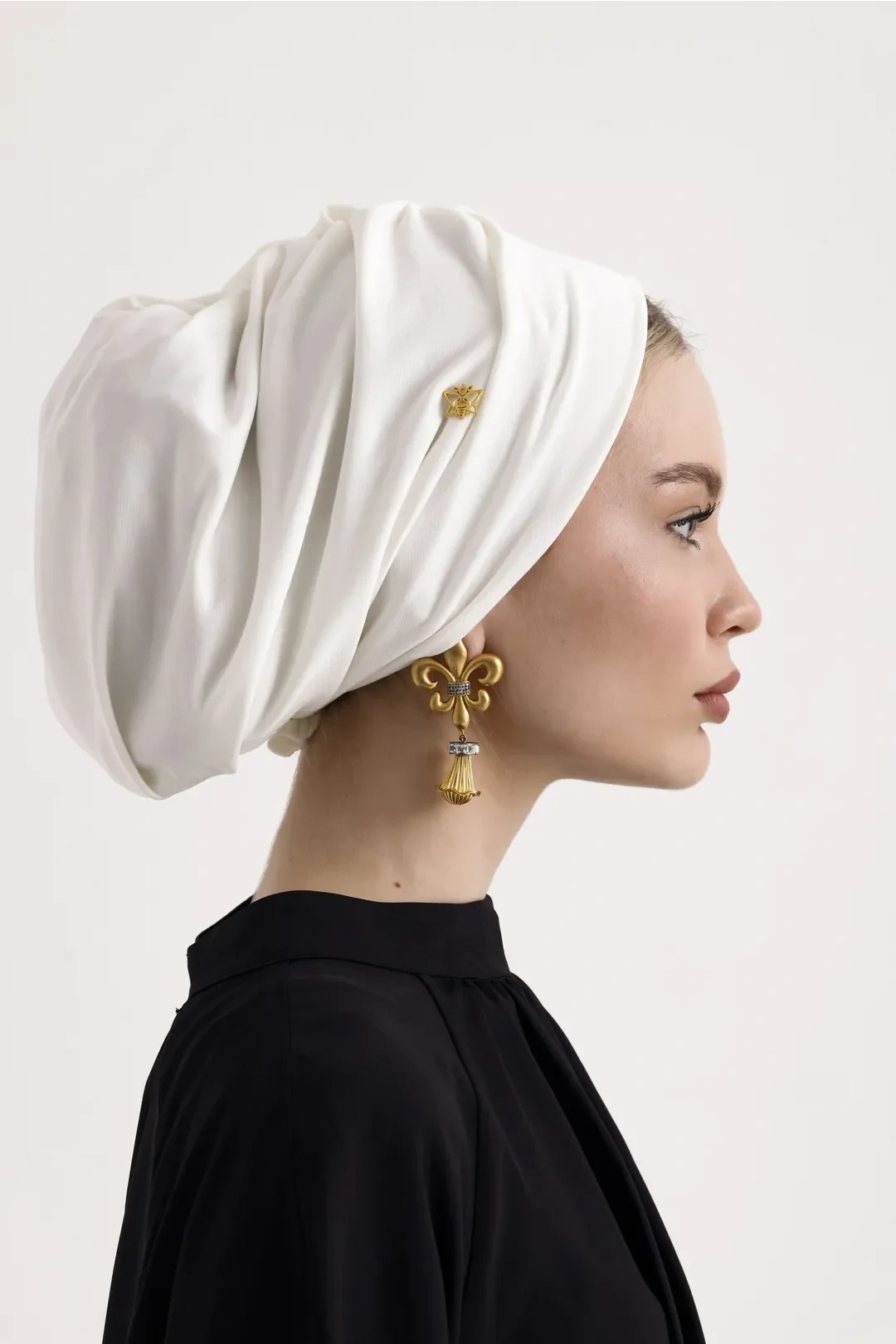 Sisre Önü Çapraz Dolgusuz Günlük Bone Beyaz