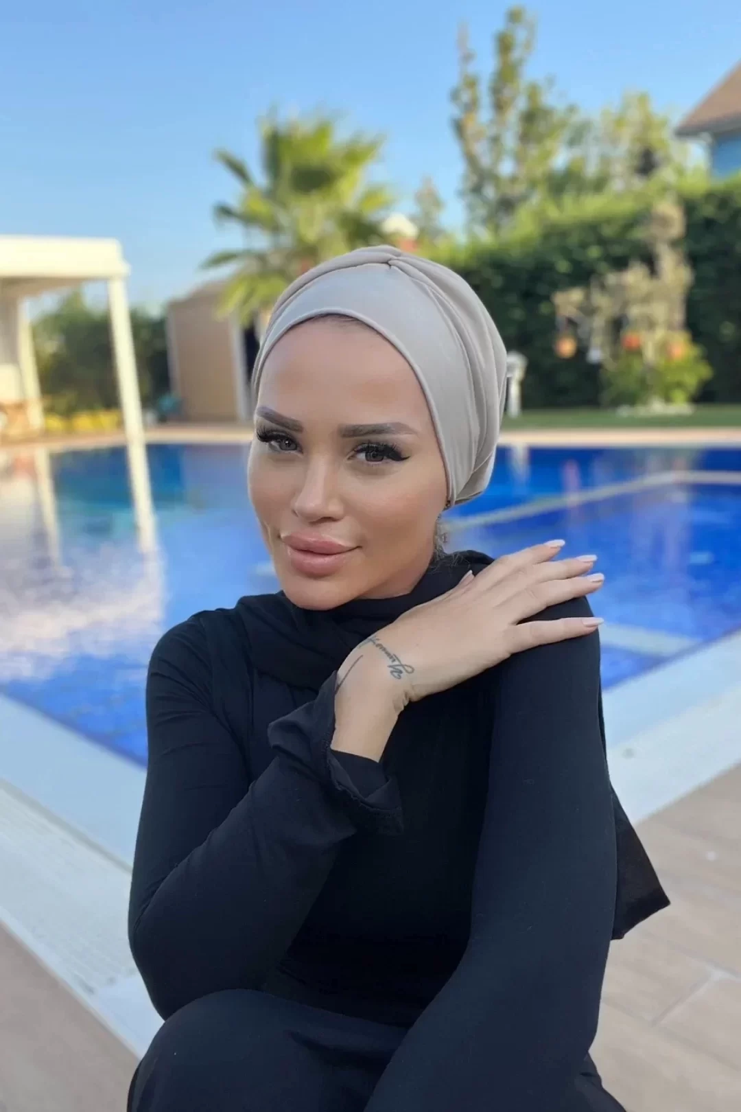 Sisre Önüdüz Dolgulu Bone Bej