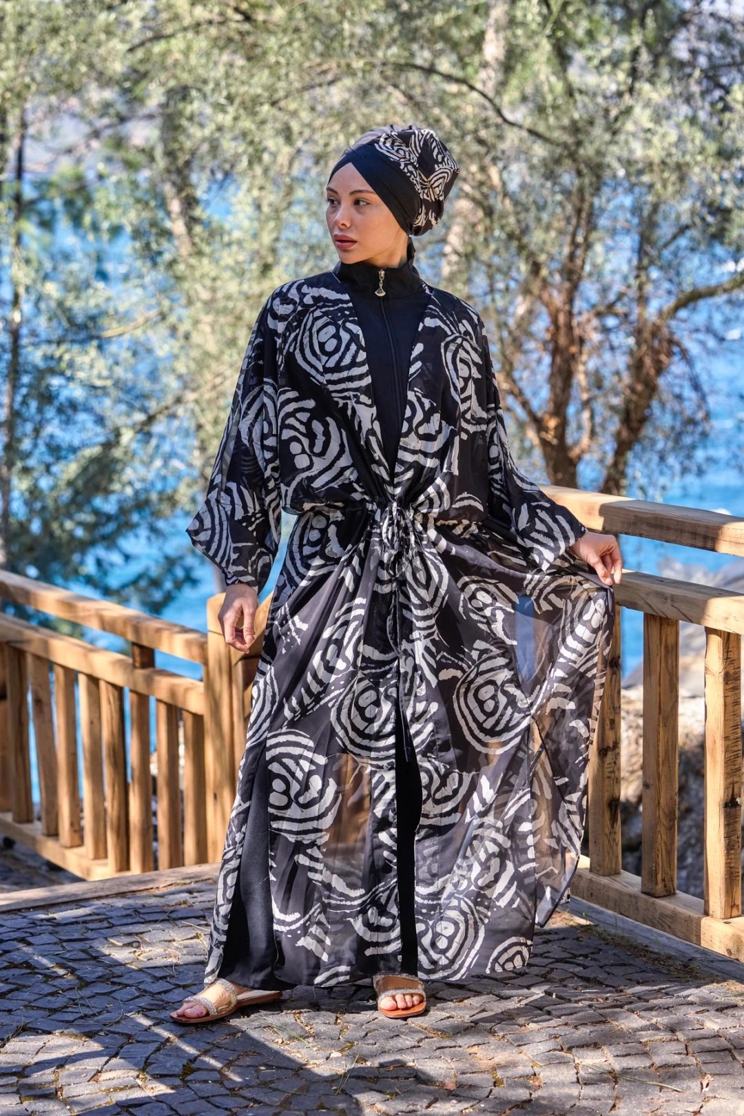 Vela Model Beli Bağcıklı Tasarım Tesettür Pareo