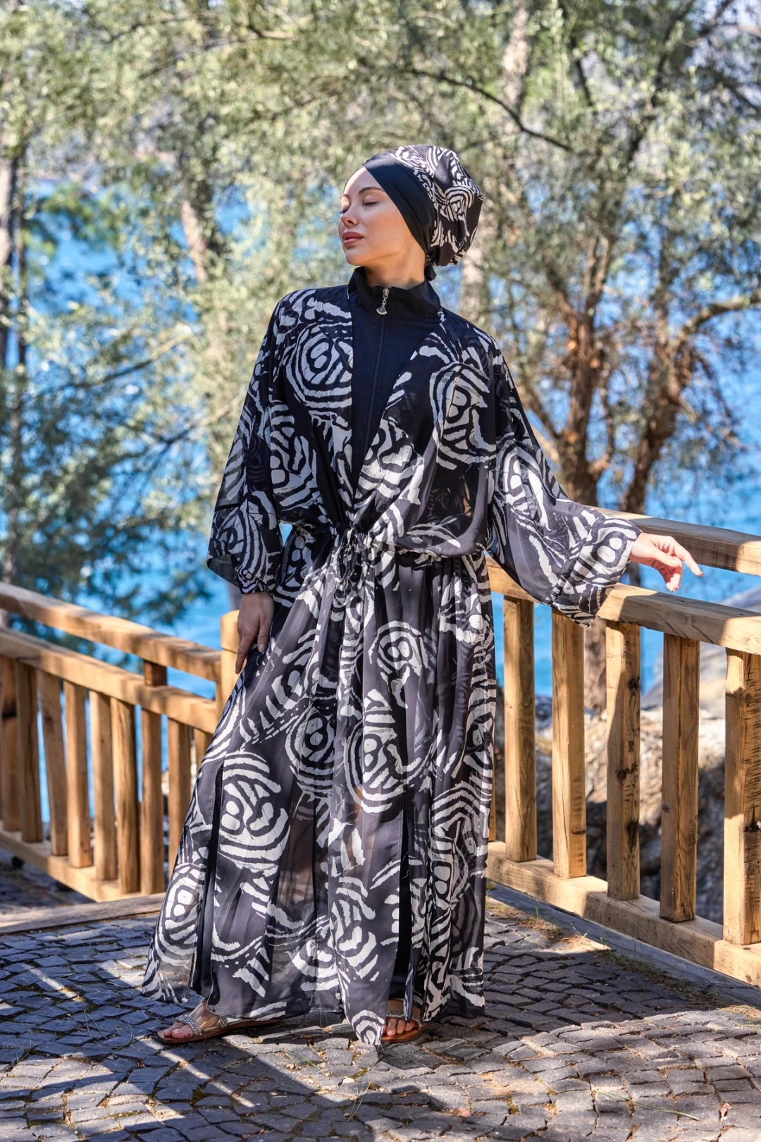 Vela Model Beli Bağcıklı Tasarım Tesettür Pareo