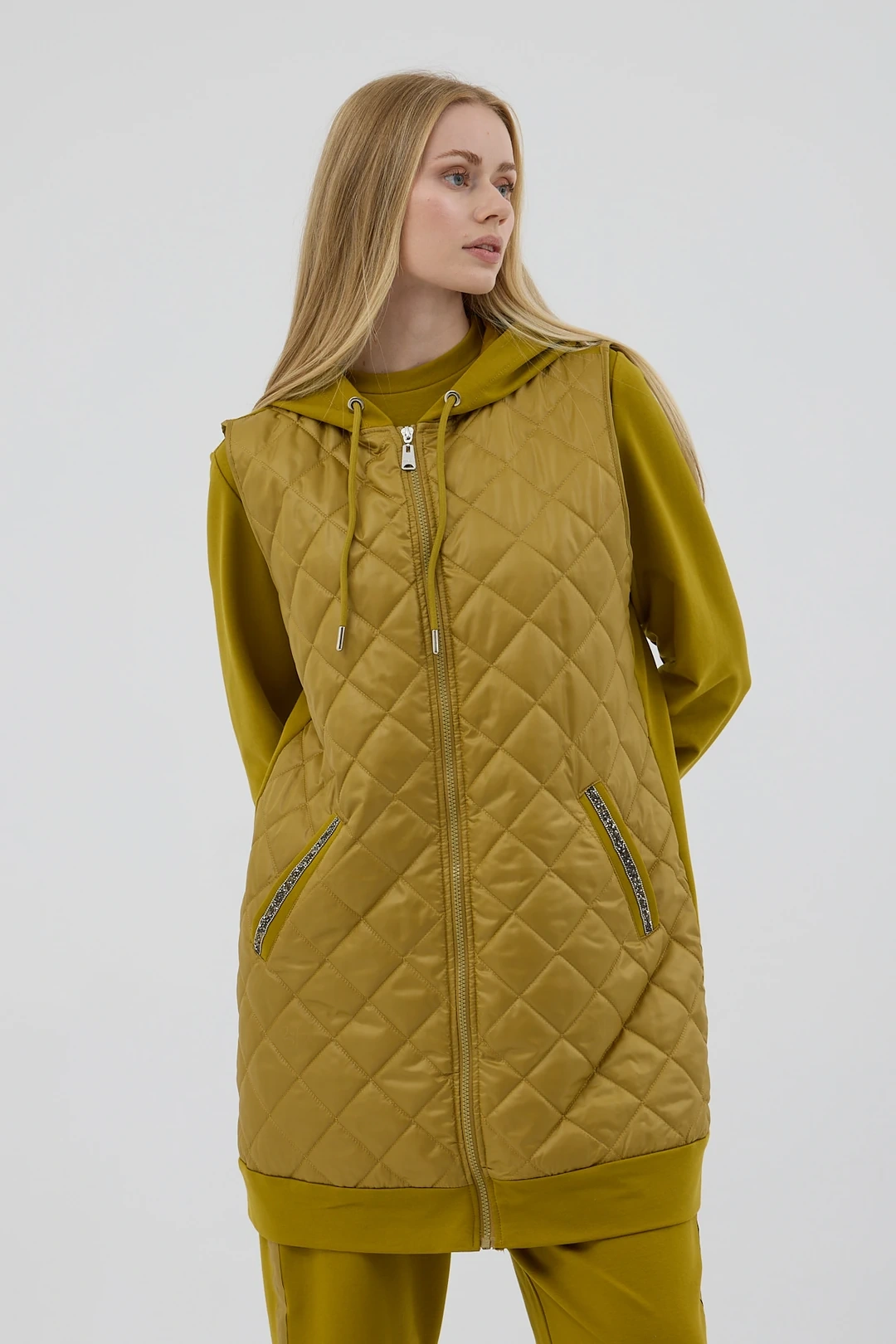 Vest and Trouser Suit Oil Green