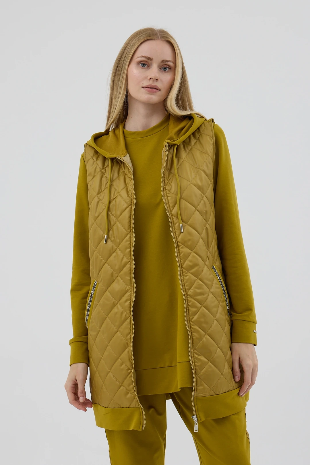 Vest and Trouser Suit Oil Green