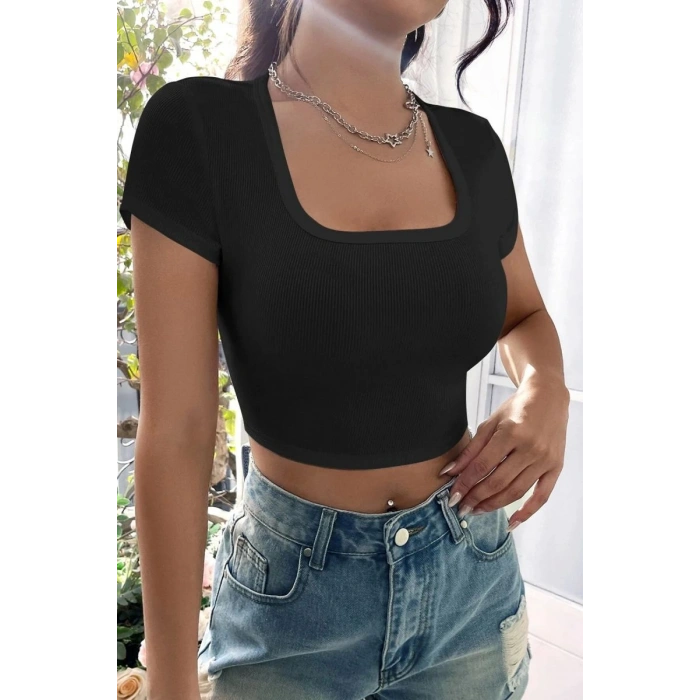 Giyim Kadın Siyah Modern Fit Yarım Kol Düz Yaka Crop Top Bluz