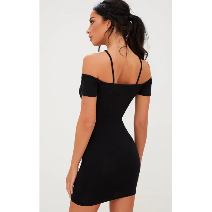 Giyim  Omuzları Açık Elbise