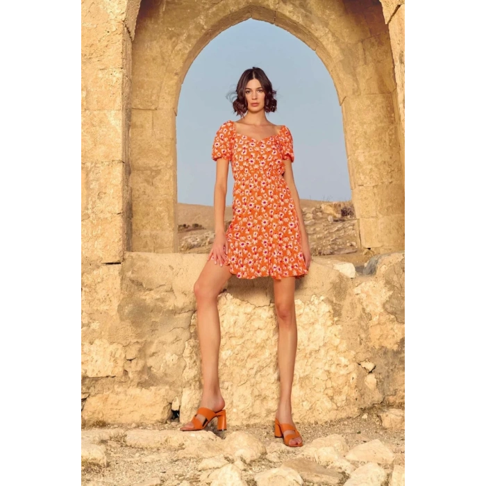 Giyim Viskon Çiçek Desenli Kısa Kollu Elbise