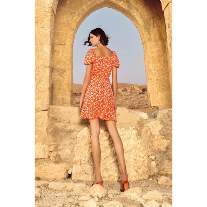 Giyim Viskon Çiçek Desenli Kısa Kollu Elbise