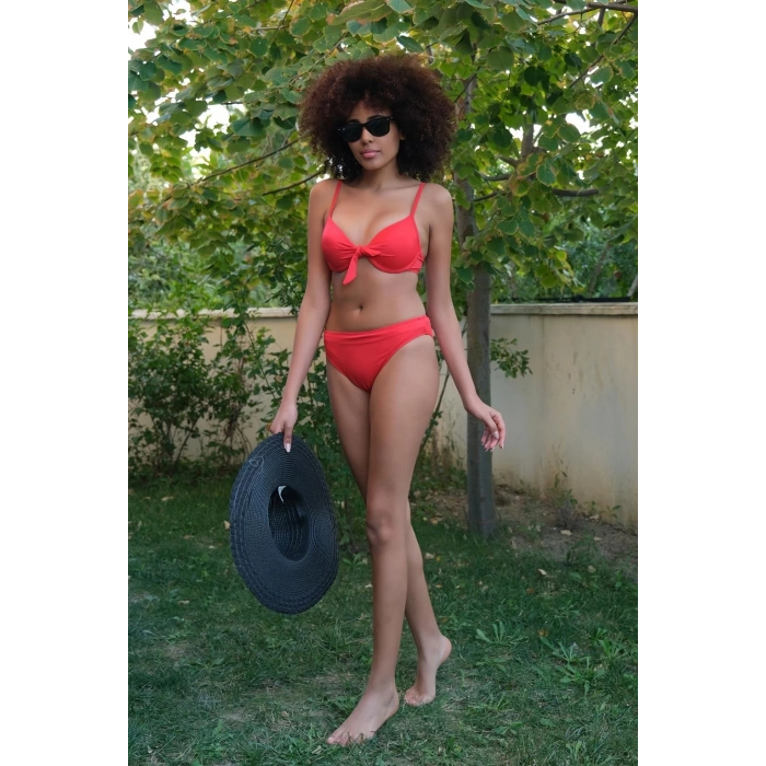 Kadın Destekli Fiyonklu Alt Üst Kırmızı Bikini Takım