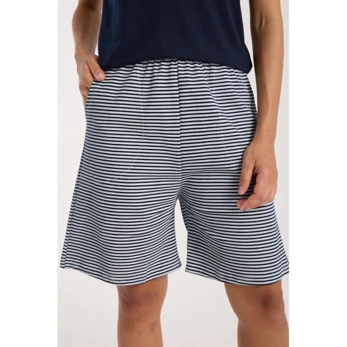 Kadın Lacivert Kurdele Detaylı Çizgili Şortlu Pijama Takımı
