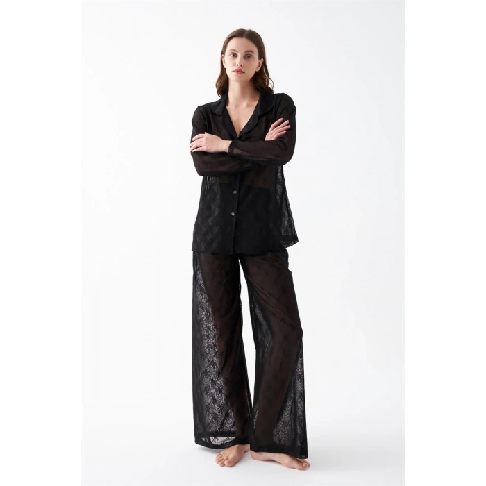 Kadın Siyah Şeffaf Jakar Düğmeli Pijama Takımı