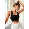 Giyim Kadın Siyah Modern Fit Sırtı Çapraz Lastik Detaylı Crop Top Bluz