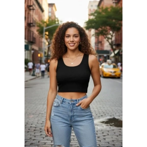 Giyim Kadın Siyah Modern Fit Kare Yaka Crop Top Bluz