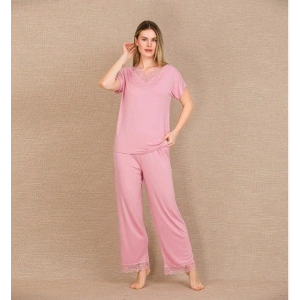 Giyim Viskon Şık Tasarım Dantel İşlemeli Pembe Kısa Kol Pijama Takımı