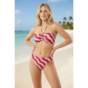 Kadın Renkli Straplez Üst Boyundan Bağlamalı Bikini Takımı