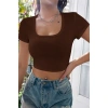 Kadın Kahverengi Yarım Kol Düz Yaka Crop Top Bluz