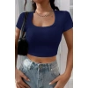 Kadın Lacivert Yarım Kol Düz Yaka Crop Top Bluz