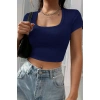 Kadın Lacivert Yarım Kol Düz Yaka Crop Top Bluz