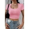 Kadın Pembe Yarım Kol Düz Yaka Crop Top Bluz
