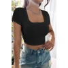Kadın Siyah Yarım Kol Düz Yaka Crop Top Bluz
