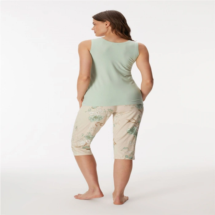 Kadın Atlet Ve Kapri Pantolon Takım