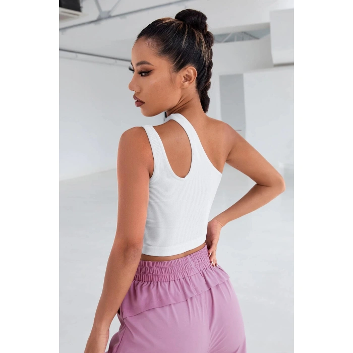 Kadın Beyaz Tek Omuz Cut Out Detaylı Crop Top Bluz
