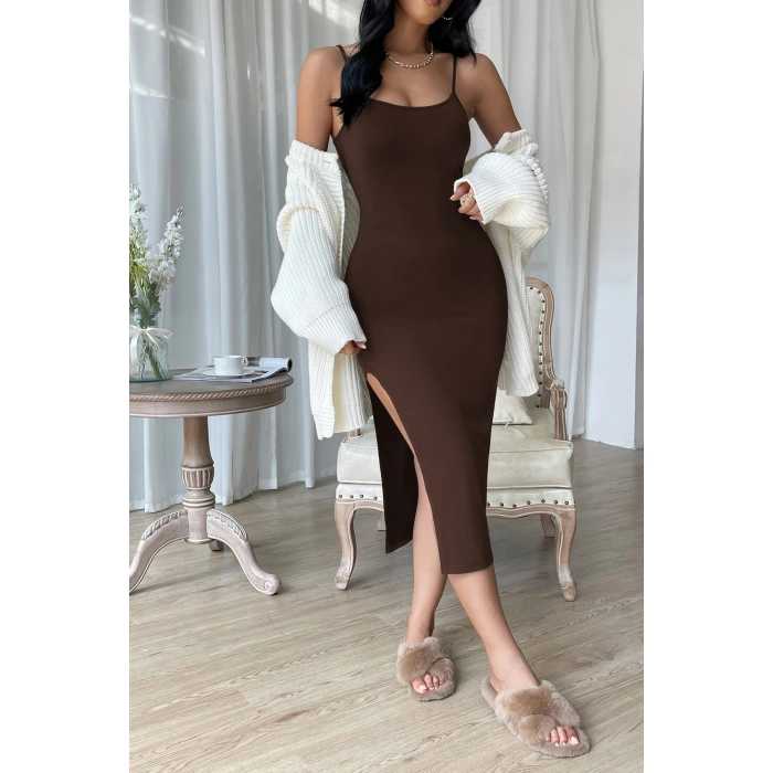 Kadın Kahverengi Yırtmaçlı Diz Altı Vücüdu Saran Gecelik