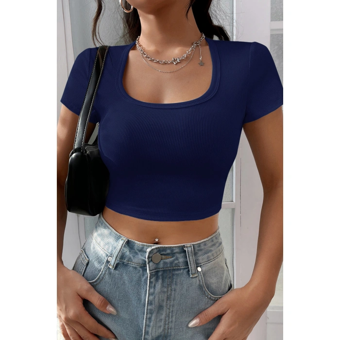 Kadın Lacivert Yarım Kol Düz Yaka Crop Top Bluz