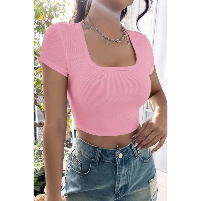 Kadın Pembe Yarım Kol Düz Yaka Crop Top Bluz