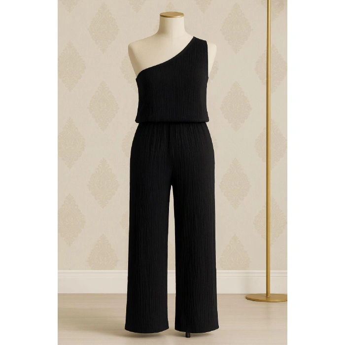 Kadın Siyah Tek Omuzlu Şık Bluz & Geniş Paça Pantolon İkili Takım