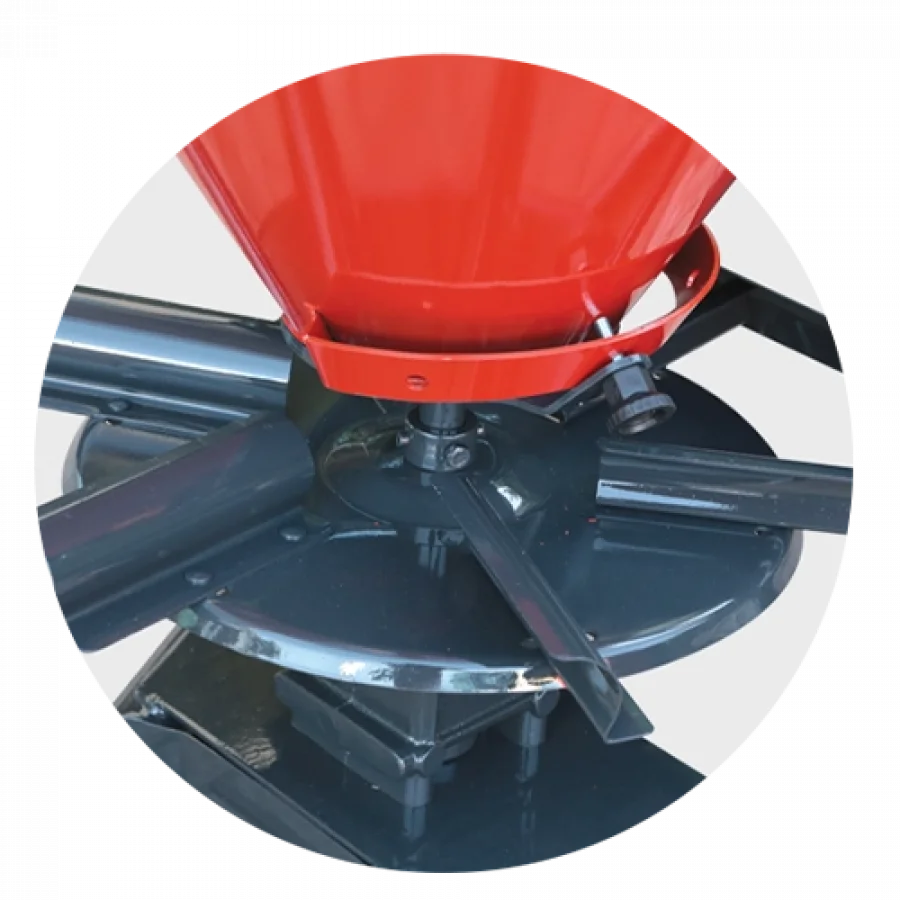 Yörükoğlu 350 lt Kapalı Tip Gübre Serpme Makinesi