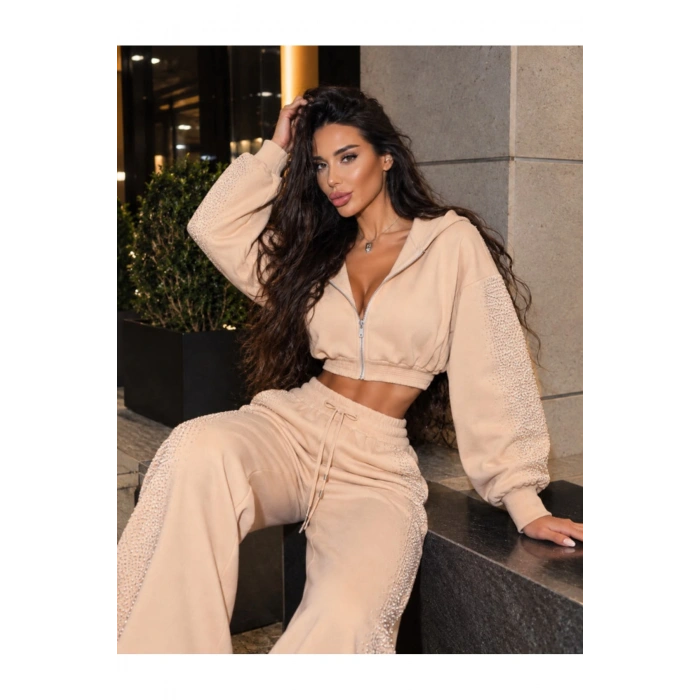 Kadın Taş Baskı Detaylı Fermuarlı Crop Sweatshirt Ve Geniş Paça Eşofman Takımı