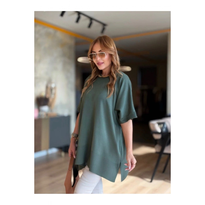 Kadın Bisiklet Yaka Kısa Yarasa Kollu Yanları Yırtmaçlı Oversize Dökümlü Merserize Bluz