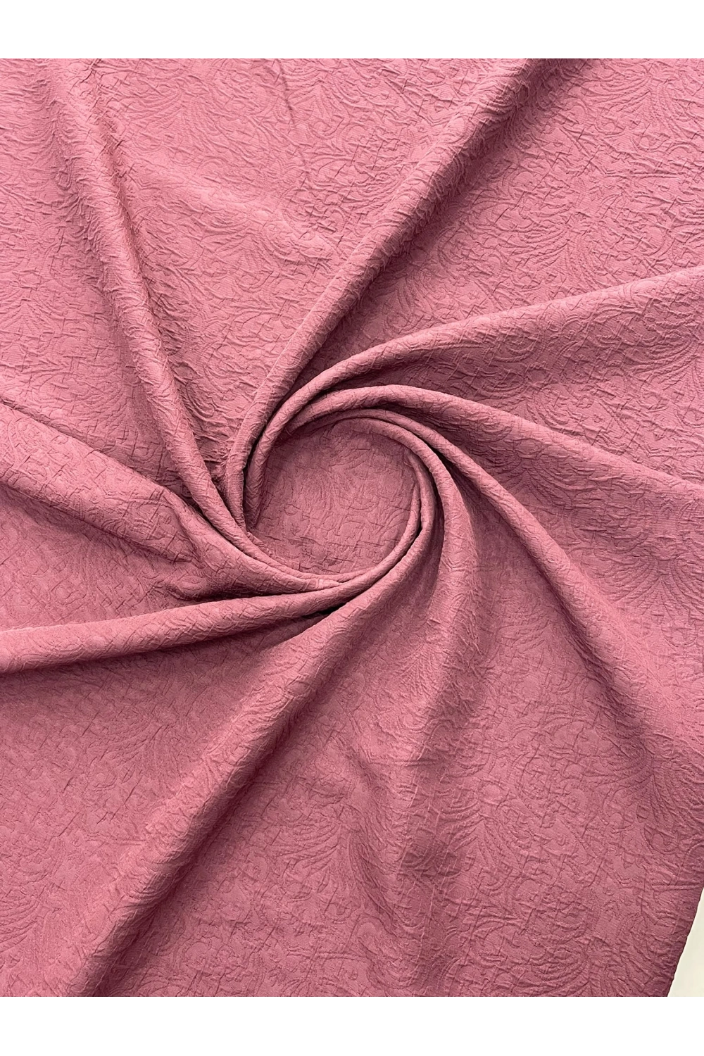 BORDO RENK BROKAR