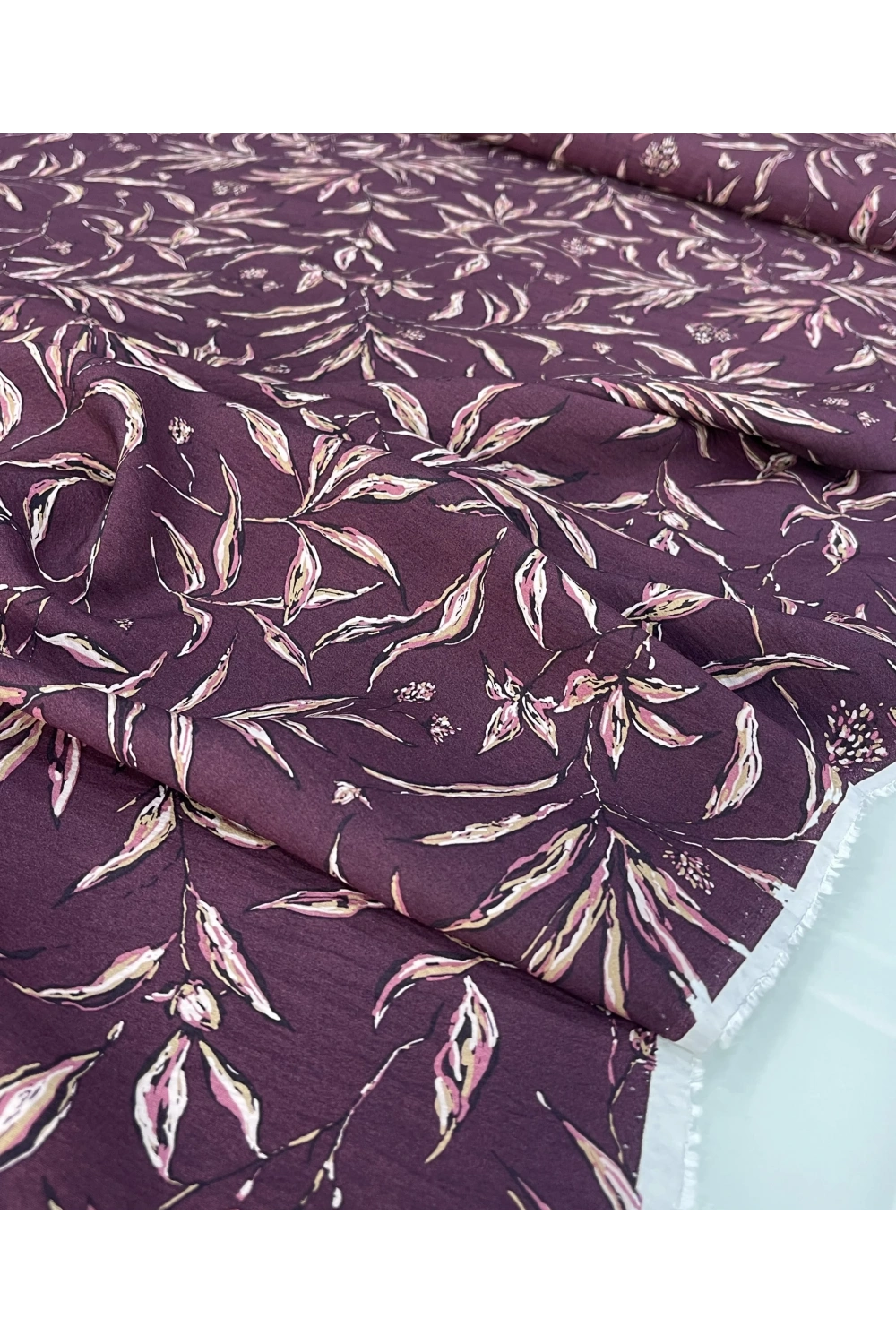 BORDO RENK YAPRAK DESEN MODAL VİSKON