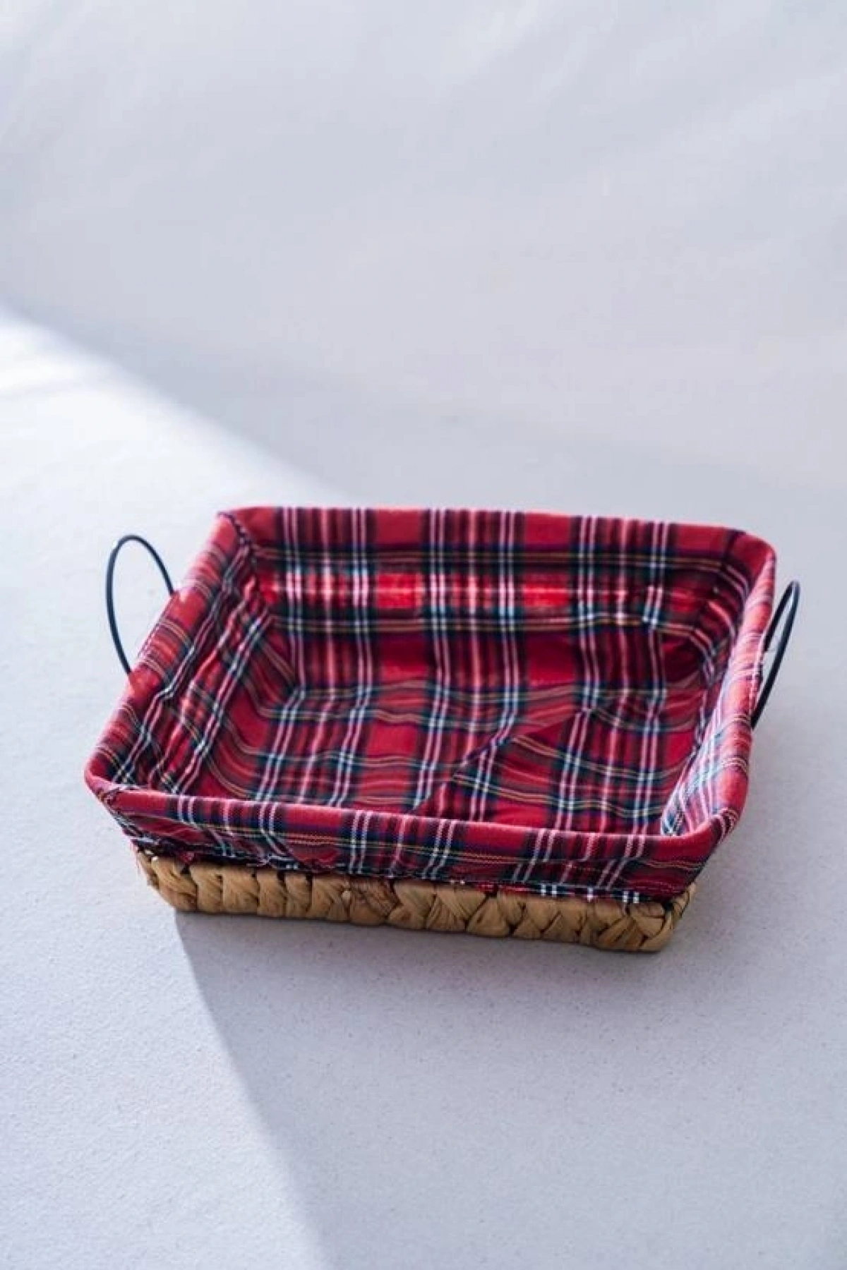 Acar Rustika Nomia Kare Hasır Ekmek Sepeti 26.5 X 26.5 X 7 Cm 