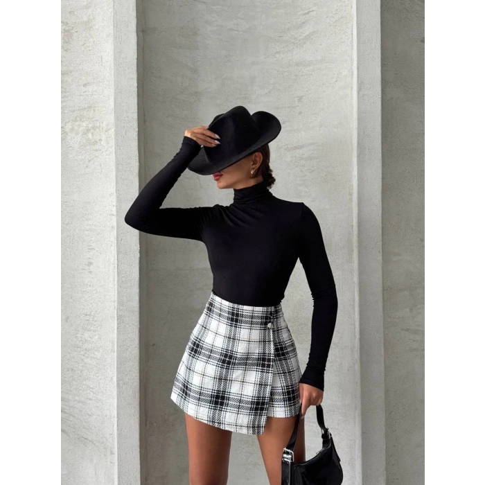 İki düğmeli şort ch kumaş etek ekoseli siyahbeyaz h26414