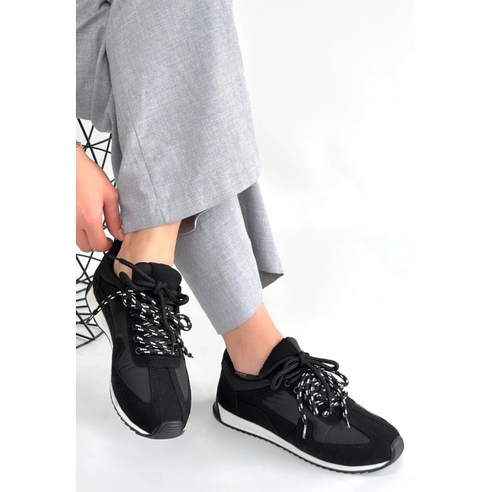 Jeat Siyah Nubuk Bağcıklı Spor Ayakkabı