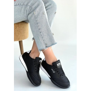 Tawen Siyah Cilt Bağcıklı Spor Ayakkabı