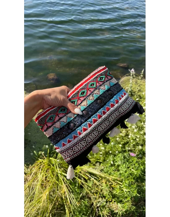 Özel Tasarım Etnik Desen Boncuk İşlemeli Clutch Çanta