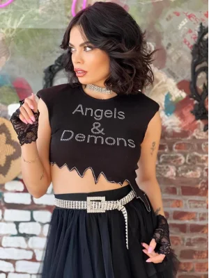 Siyah Vatkalı Tasarım Crop