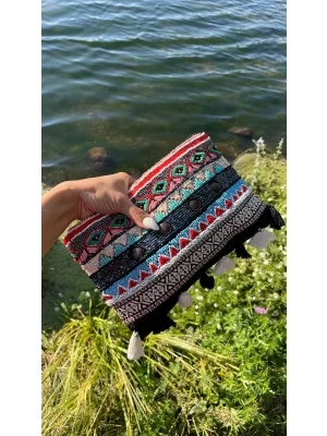Özel Tasarım Etnik Desen Boncuk İşlemeli Clutch Çanta